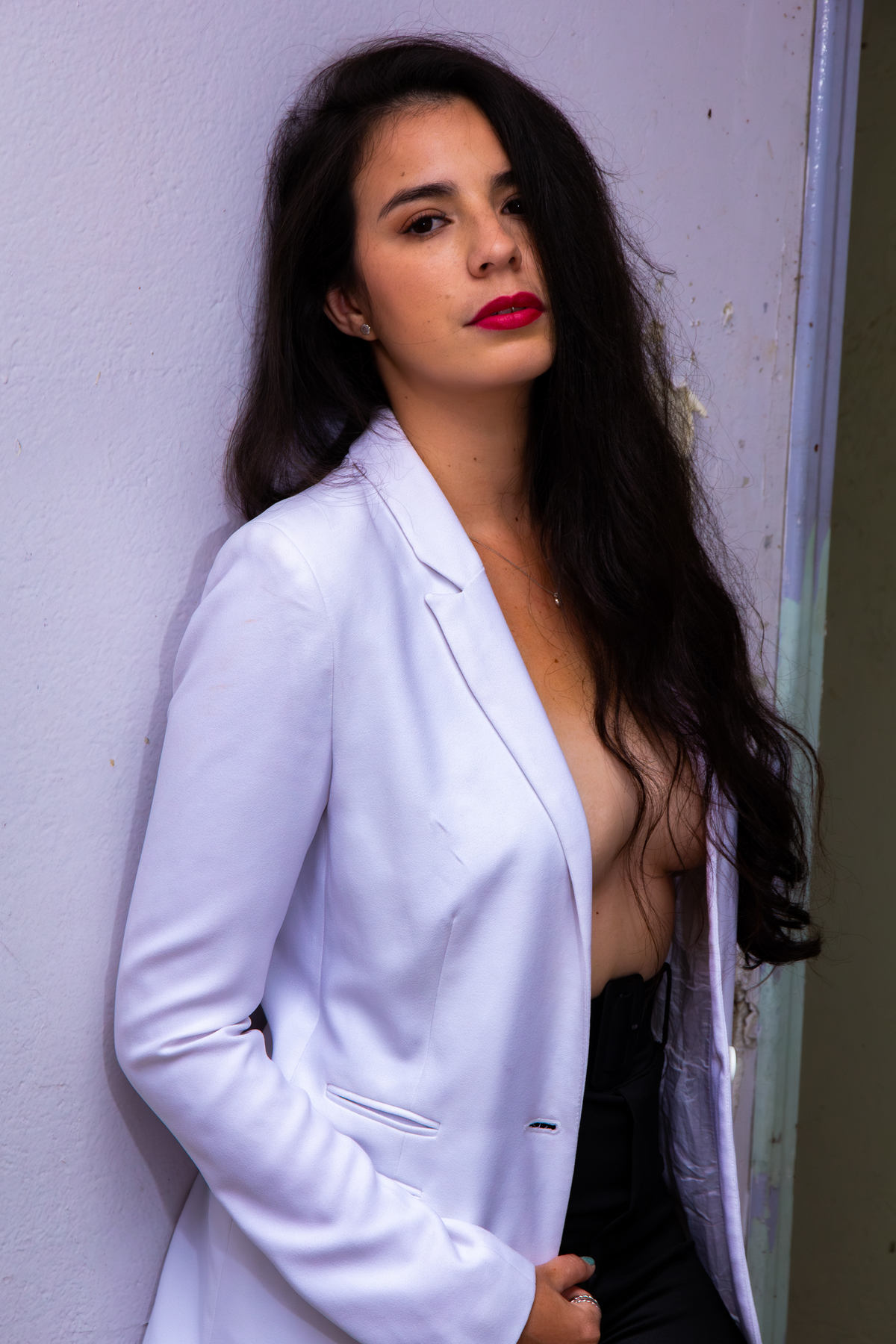 Ensaio sensual feito no antigo hospital mental de Sorocaba, com uma pegada rock misturado com dark 