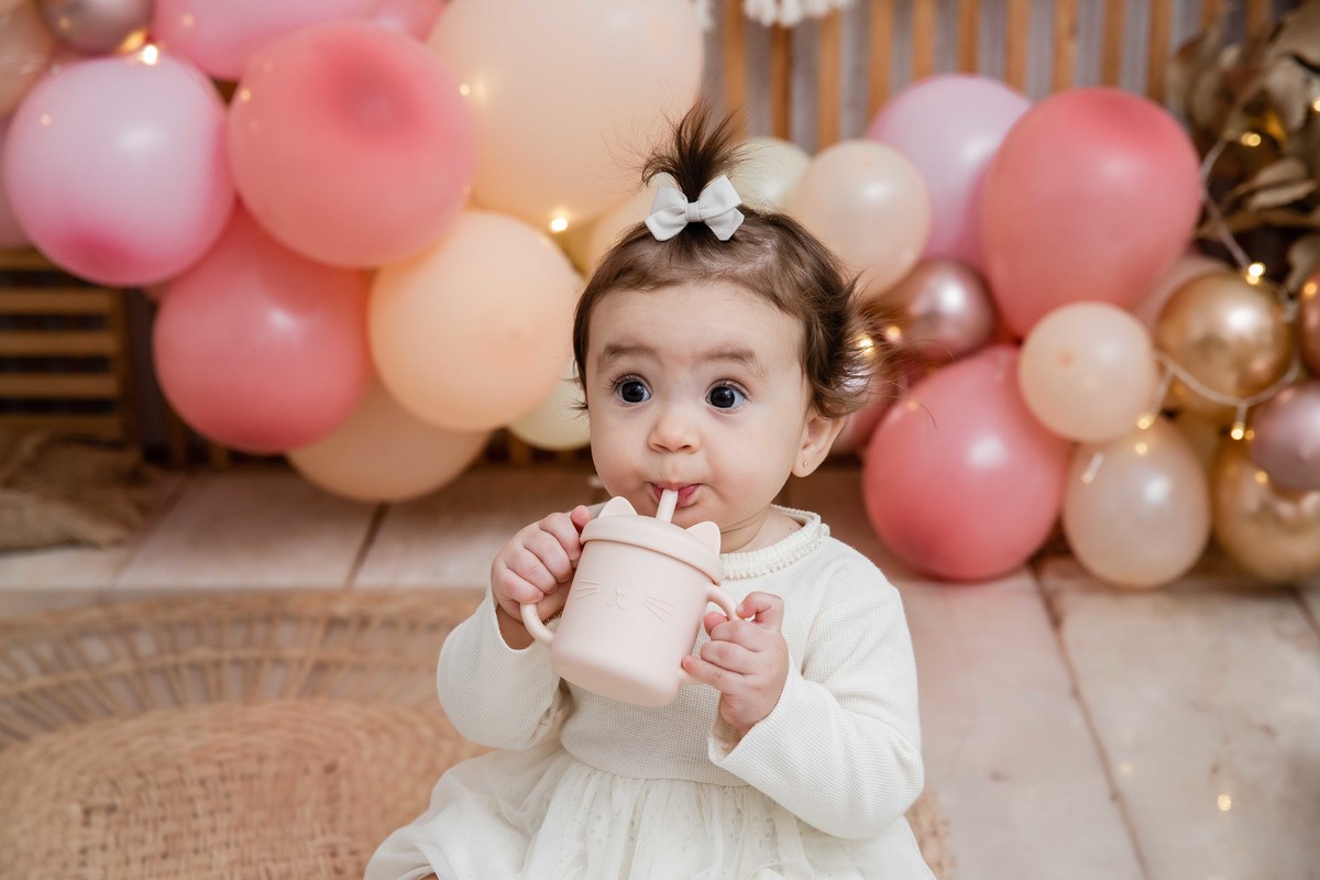 Bebe cenário smash the cake boho chic bebendo agua copinho