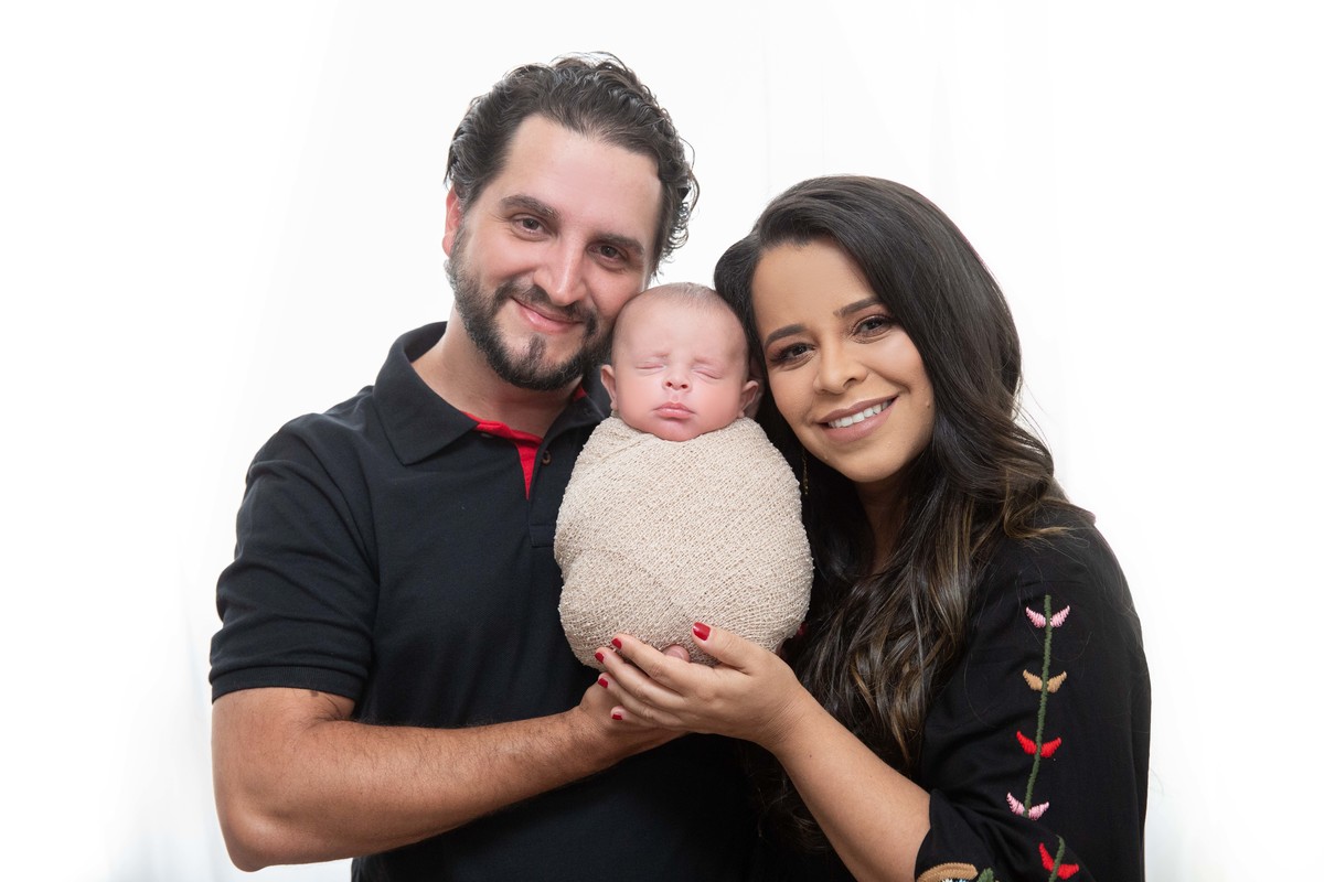 Um registro único para os pais e para o bebê! Essa foto é muito especial, todos os pais amam ter! As crianças mama ver, quando crescem. Um registro mais que especial!