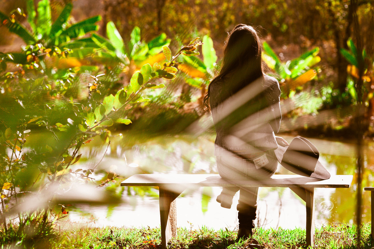 Debutante 15 anos country chapéu no ar jaqueta fifteen botas 