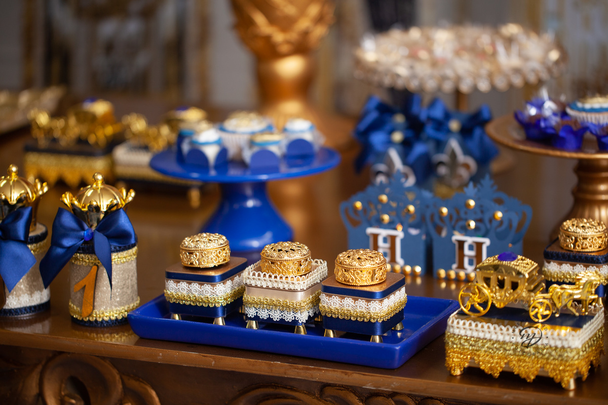 Linda mesa decorada da festa