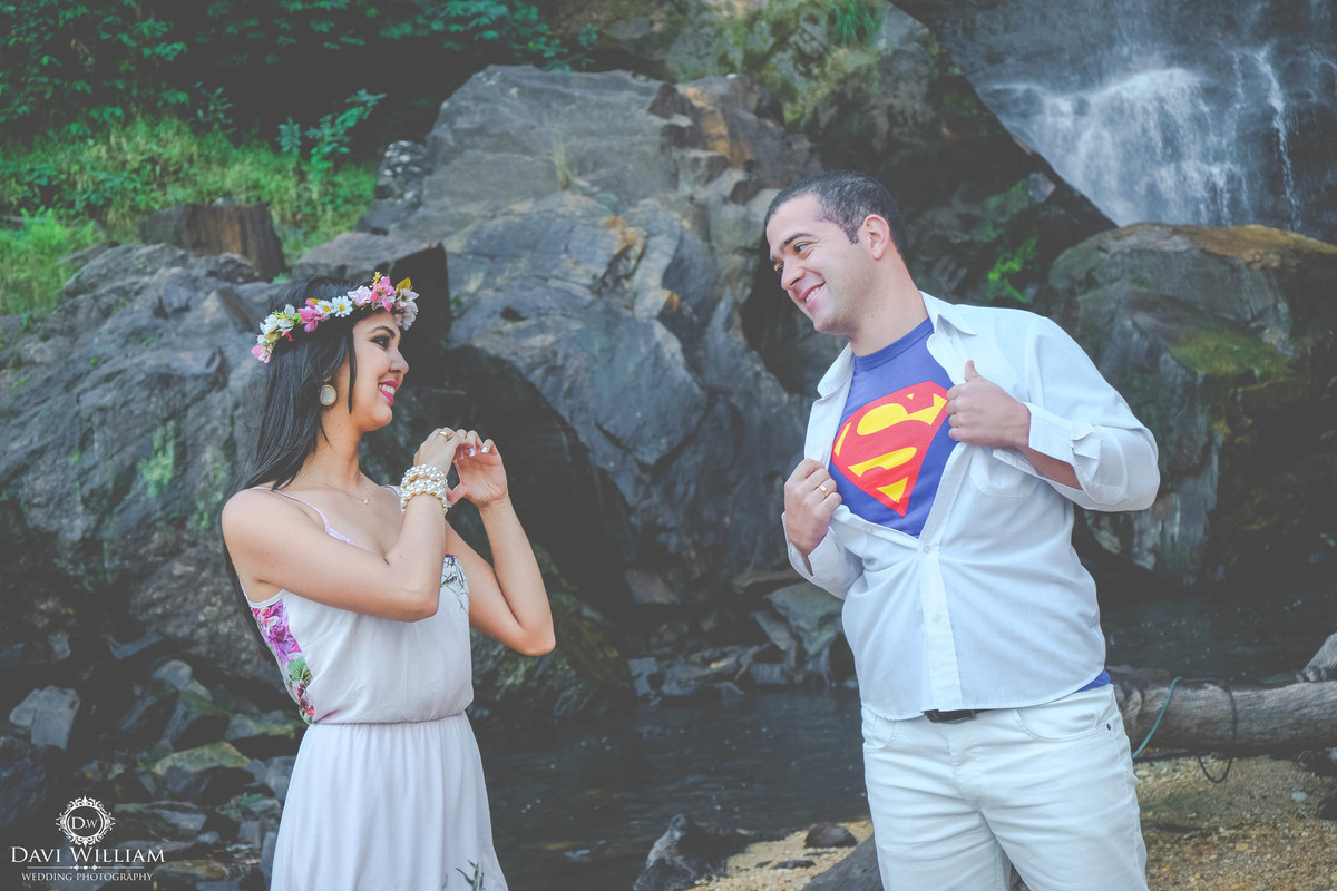 Ensaio de Casal no Salto do Corumbá - Fotógrafo Davi William