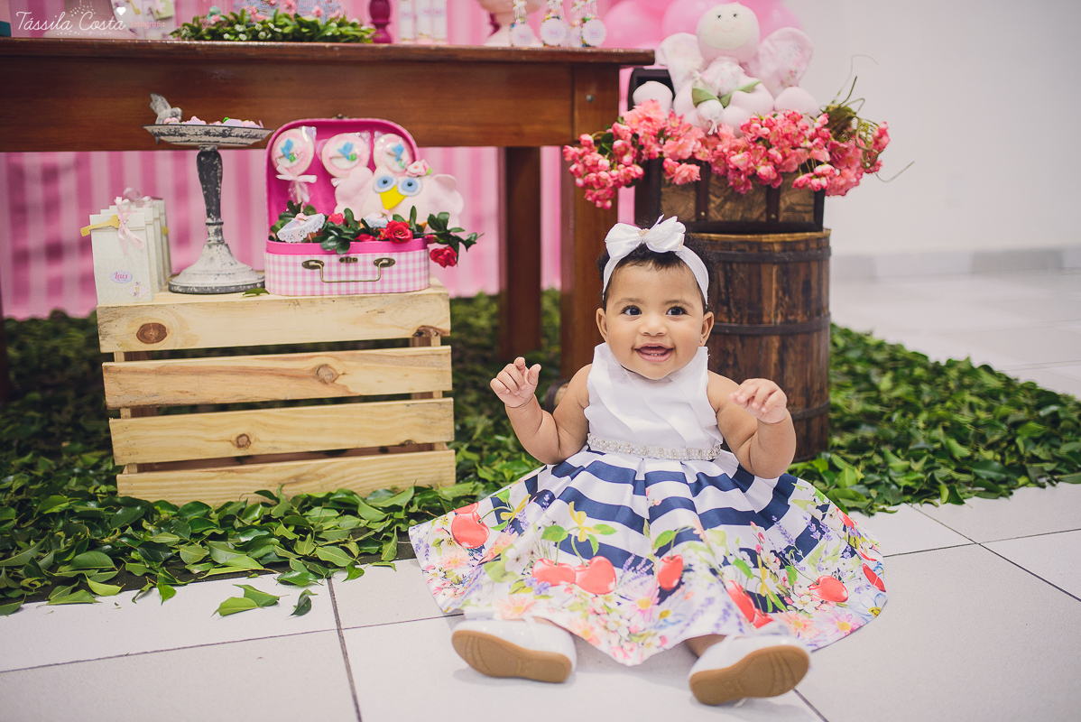 festa que toda mãe sonha, aniversário de 1 ano da filha Laís, no cerimonial Zueira Festas, na Praia da Costa, Tássila Costa fotografia, decoração de Muita Farra, promoção de fotos de aniversár