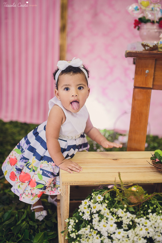 festa que toda mãe sonha, aniversário de 1 ano da filha Laís, no cerimonial Zueira Festas, na Praia da Costa, Tássila Costa fotografia, decoração de Muita Farra, promoção de fotos de aniversár