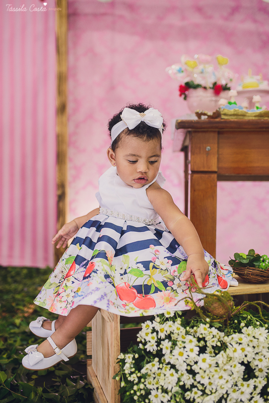 festa que toda mãe sonha, aniversário de 1 ano da filha Laís, no cerimonial Zueira Festas, na Praia da Costa, Tássila Costa fotografia, decoração de Muita Farra, promoção de fotos de aniversár