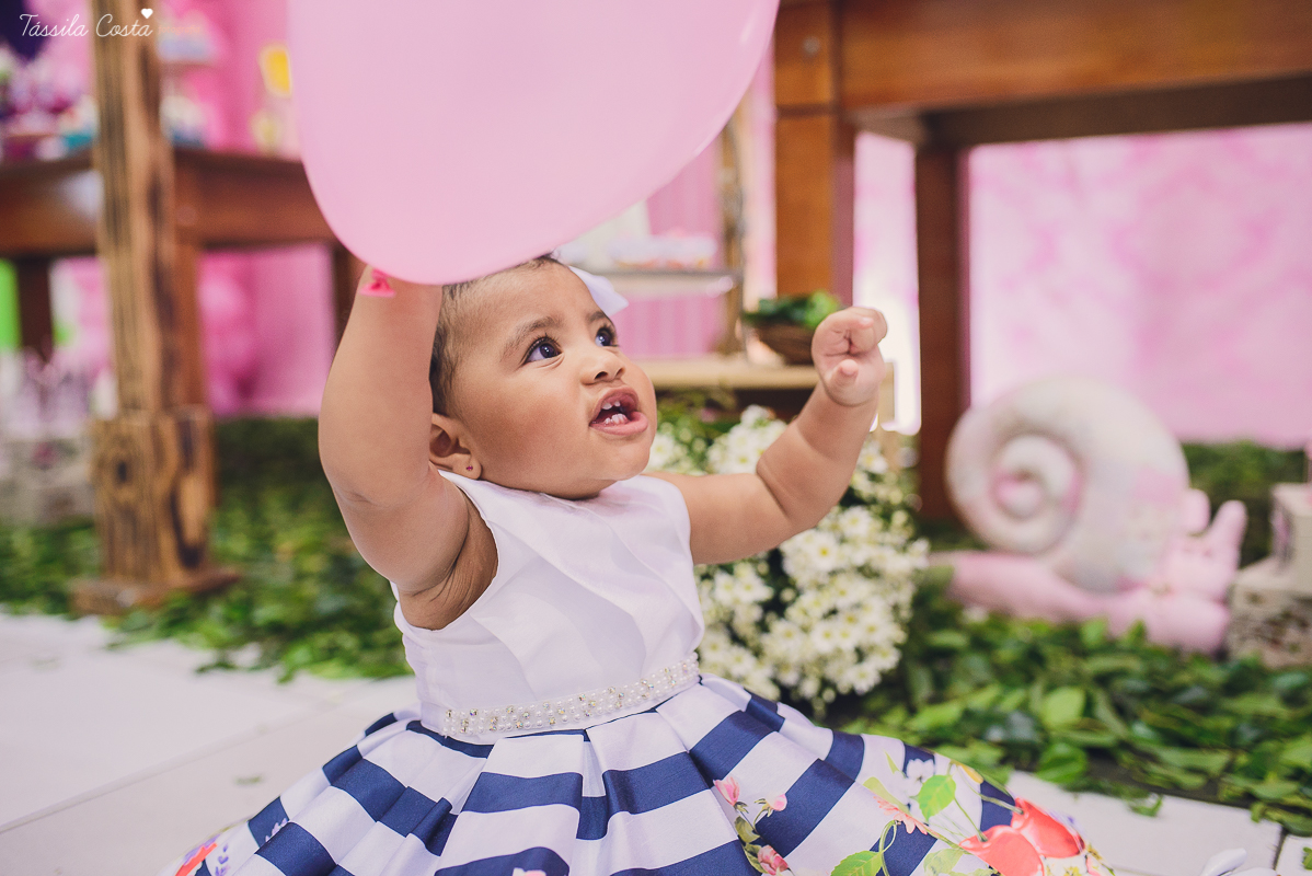 festa que toda mãe sonha, aniversário de 1 ano da filha Laís, no cerimonial Zueira Festas, na Praia da Costa, Tássila Costa fotografia, decoração de Muita Farra, promoção de fotos de aniversár
