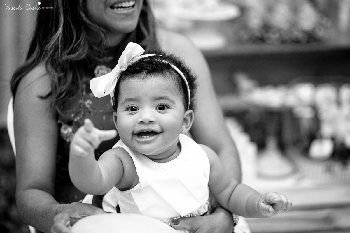 festa que toda mãe sonha, aniversário de 1 ano da filha Laís, no cerimonial Zueira Festas, na Praia da Costa, Tássila Costa fotografia, decoração de Muita Farra, promoção de fotos de aniversár