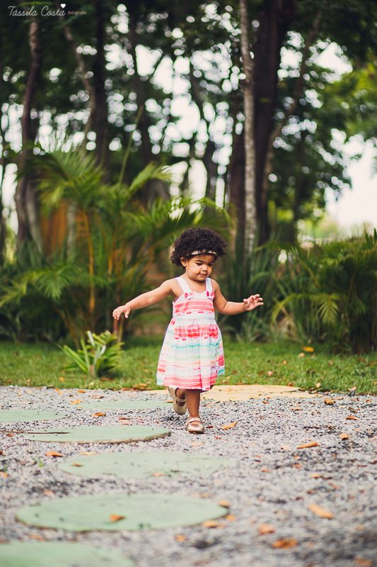 ensaio família, realizado no Parque Botânico da Vale, que fica em Vitória - ES, próximo a praia de Camburi, fotografia externa, fotos externas by Tássila Costa
