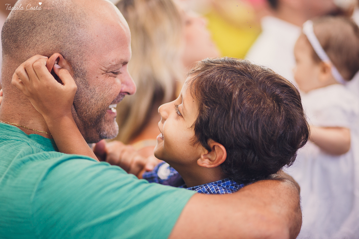 madrinha ama, look de madrinha, fotos inesquecíveis e lindas do batizado, afilhada, maquiagem para batizado, vestido para batizado lindo, decoração para almoço de batizado