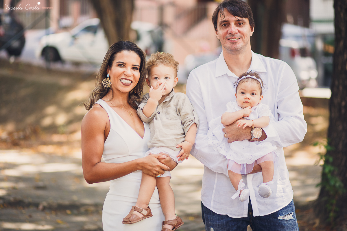 madrinha ama, look de madrinha, fotos inesquecíveis e lindas do batizado, afilhada, maquiagem para batizado, vestido para batizado lindo, decoração para almoço de batizado