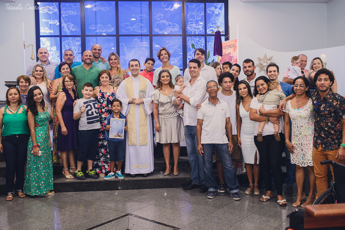 madrinha ama, look de madrinha, fotos inesquecíveis e lindas do batizado, afilhada, maquiagem para batizado, vestido para batizado lindo, decoração para almoço de batizado