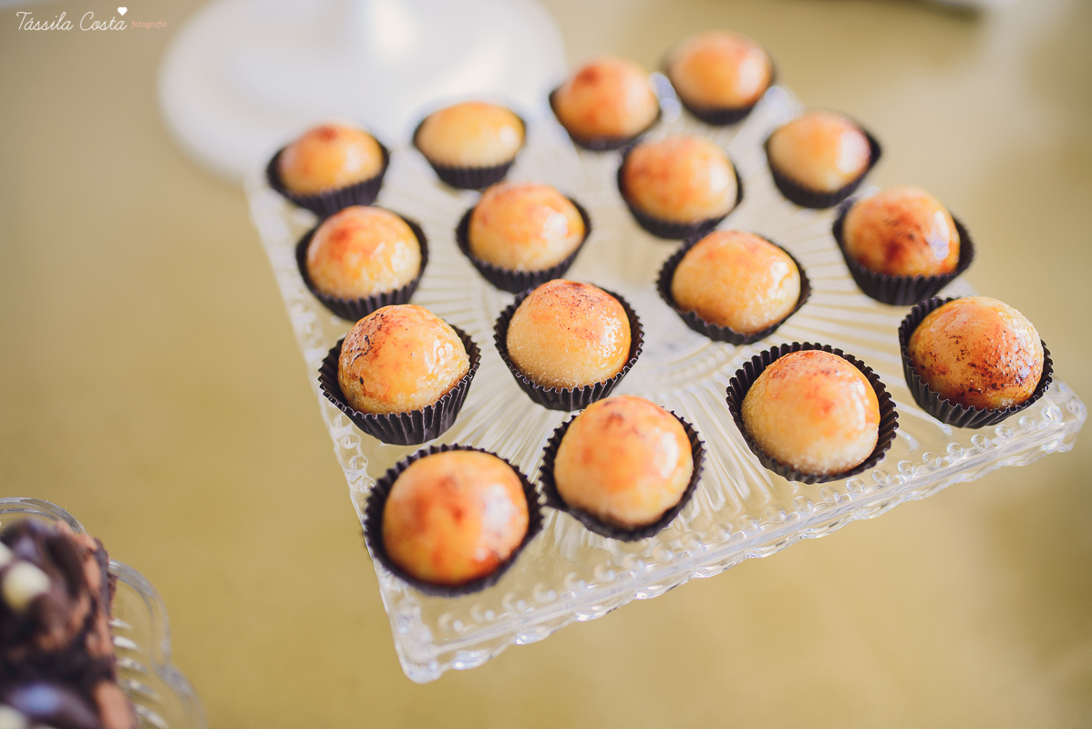 madrinha ama, look de madrinha, fotos inesquecíveis e lindas do batizado, afilhada, maquiagem para batizado, vestido para batizado lindo, decoração para almoço de batizado