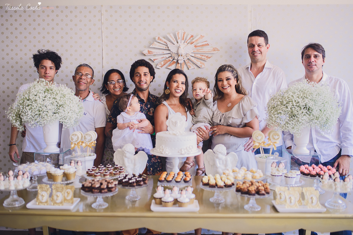 madrinha ama, look de madrinha, fotos inesquecíveis e lindas do batizado, afilhada, maquiagem para batizado, vestido para batizado lindo, decoração para almoço de batizado