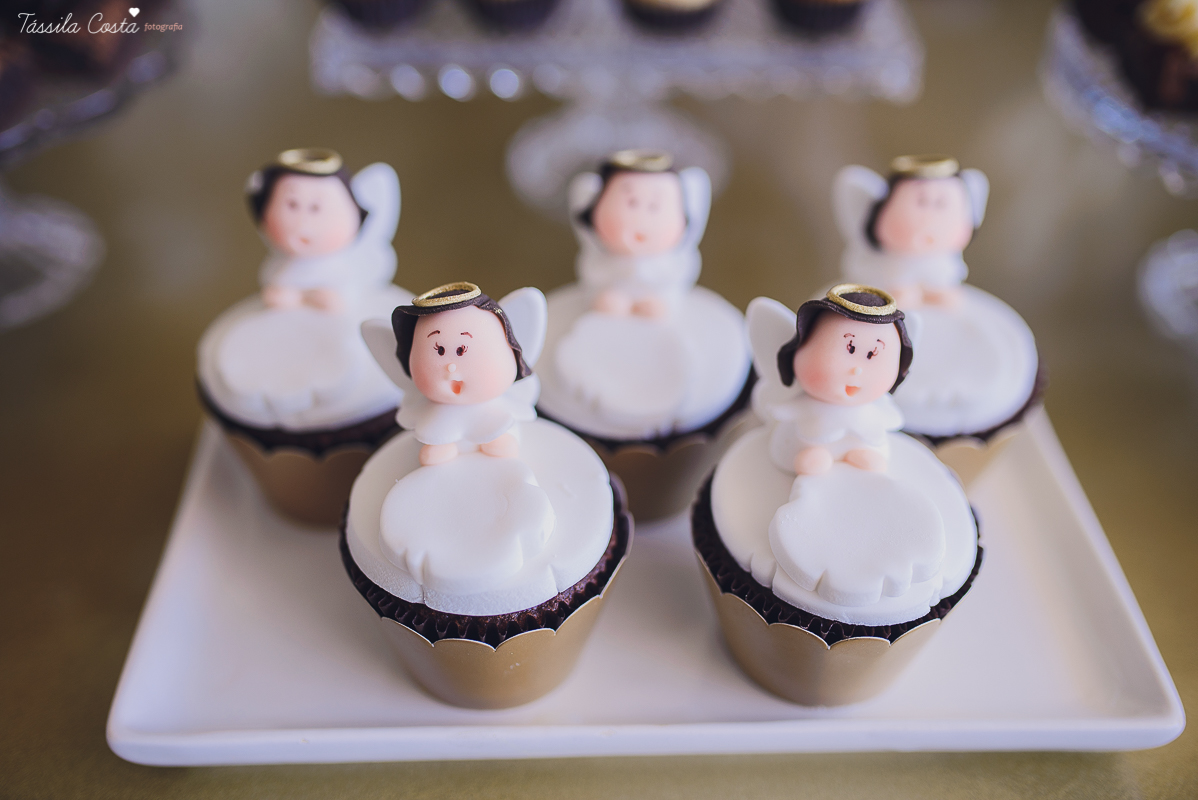 madrinha ama, look de madrinha, fotos inesquecíveis e lindas do batizado, afilhada, maquiagem para batizado, vestido para batizado lindo, decoração para almoço de batizado