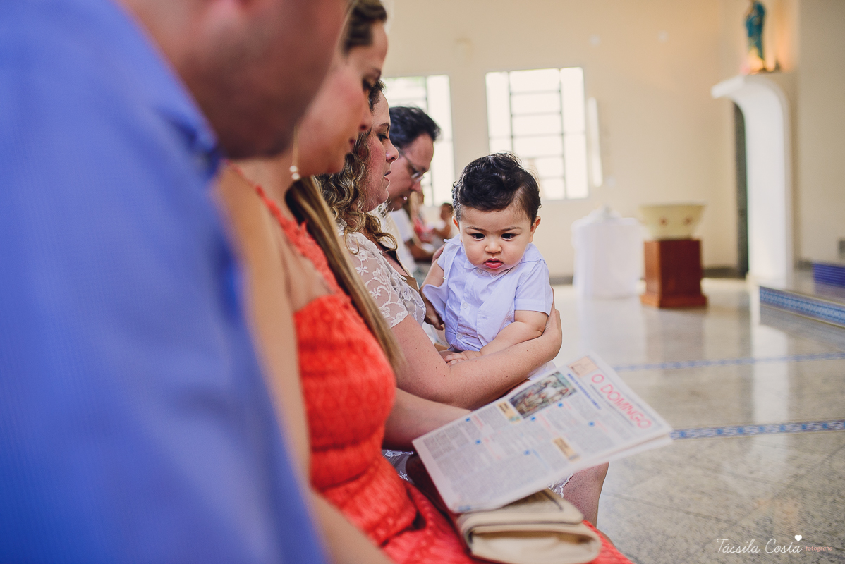 batizado do bernardo, batizado, batismo, batizado em vila velha, igreja de santa luzia, batizado na igreja de santa luzia, praia do ribeiro, praia da costa, fotos na praia da costa, tassila fotografia, tassila costa, fotos lindas, batizando, dinda ama, fo