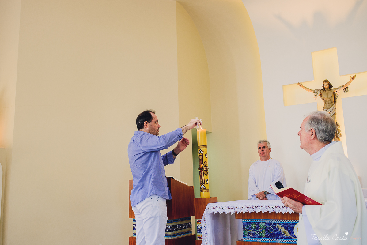 batizado do bernardo, batizado, batismo, batizado em vila velha, igreja de santa luzia, batizado na igreja de santa luzia, praia do ribeiro, praia da costa, fotos na praia da costa, tassila fotografia, tassila costa, fotos lindas, batizando, dinda ama, fo
