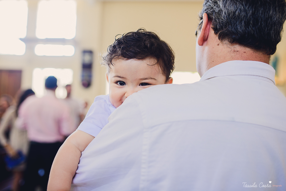 batizado do bernardo, batizado, batismo, batizado em vila velha, igreja de santa luzia, batizado na igreja de santa luzia, praia do ribeiro, praia da costa, fotos na praia da costa, tassila fotografia, tassila costa, fotos lindas, batizando, dinda ama, fo