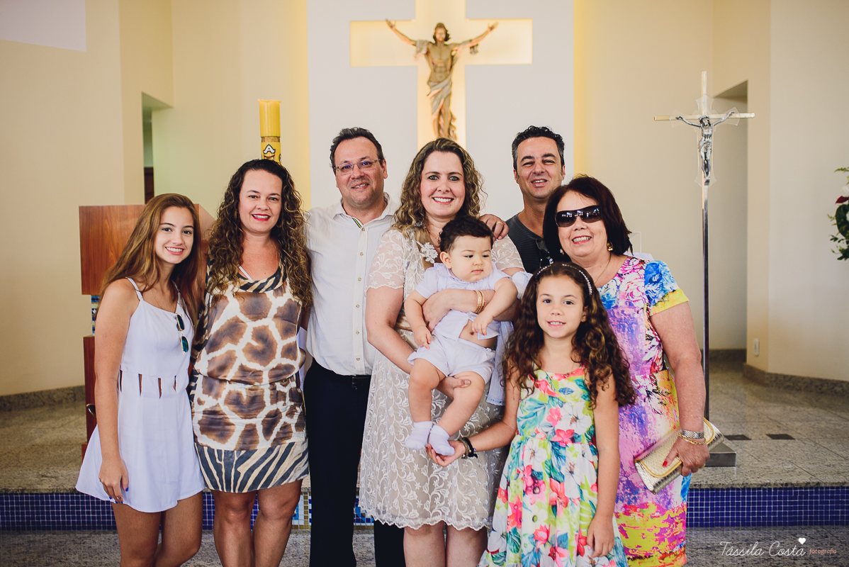 batizado do bernardo, batizado, batismo, batizado em vila velha, igreja de santa luzia, batizado na igreja de santa luzia, praia do ribeiro, praia da costa, fotos na praia da costa, tassila fotografia, tassila costa, fotos lindas, batizando, dinda ama, fo