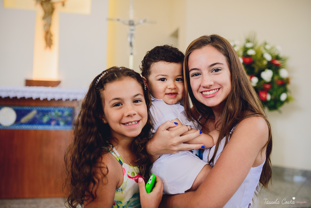 batizado do bernardo, batizado, batismo, batizado em vila velha, igreja de santa luzia, batizado na igreja de santa luzia, praia do ribeiro, praia da costa, fotos na praia da costa, tassila fotografia, tassila costa, fotos lindas, batizando, dinda ama, fo