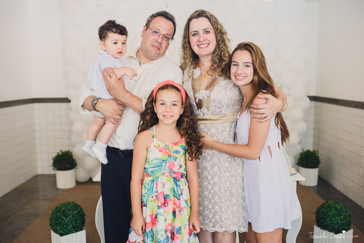 batizado do bernardo, batizado, batismo, batizado em vila velha, igreja de santa luzia, batizado na igreja de santa luzia, praia do ribeiro, praia da costa, fotos na praia da costa, tassila fotografia, tassila costa, fotos lindas, batizando, dinda ama, fo