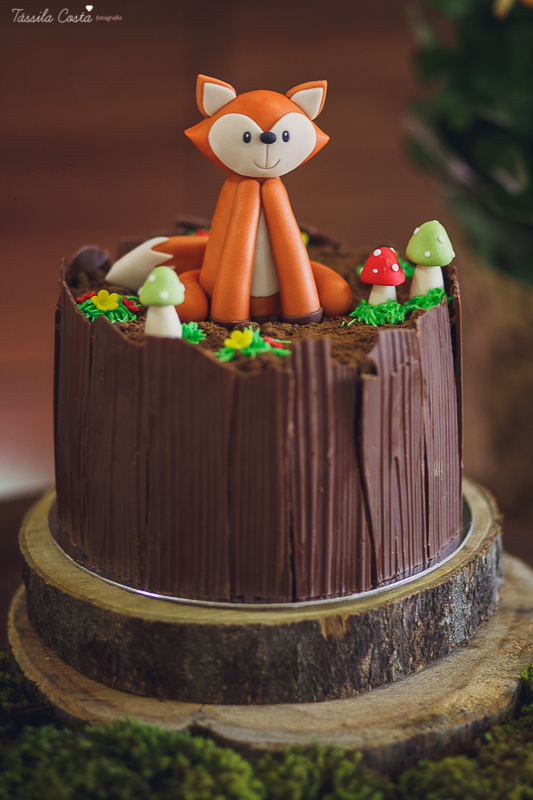 chá de bebê super diferente, festa no tema raposa, festa intimista e linda, chá de bebê de menino, decoração de chá de bebê super diferente