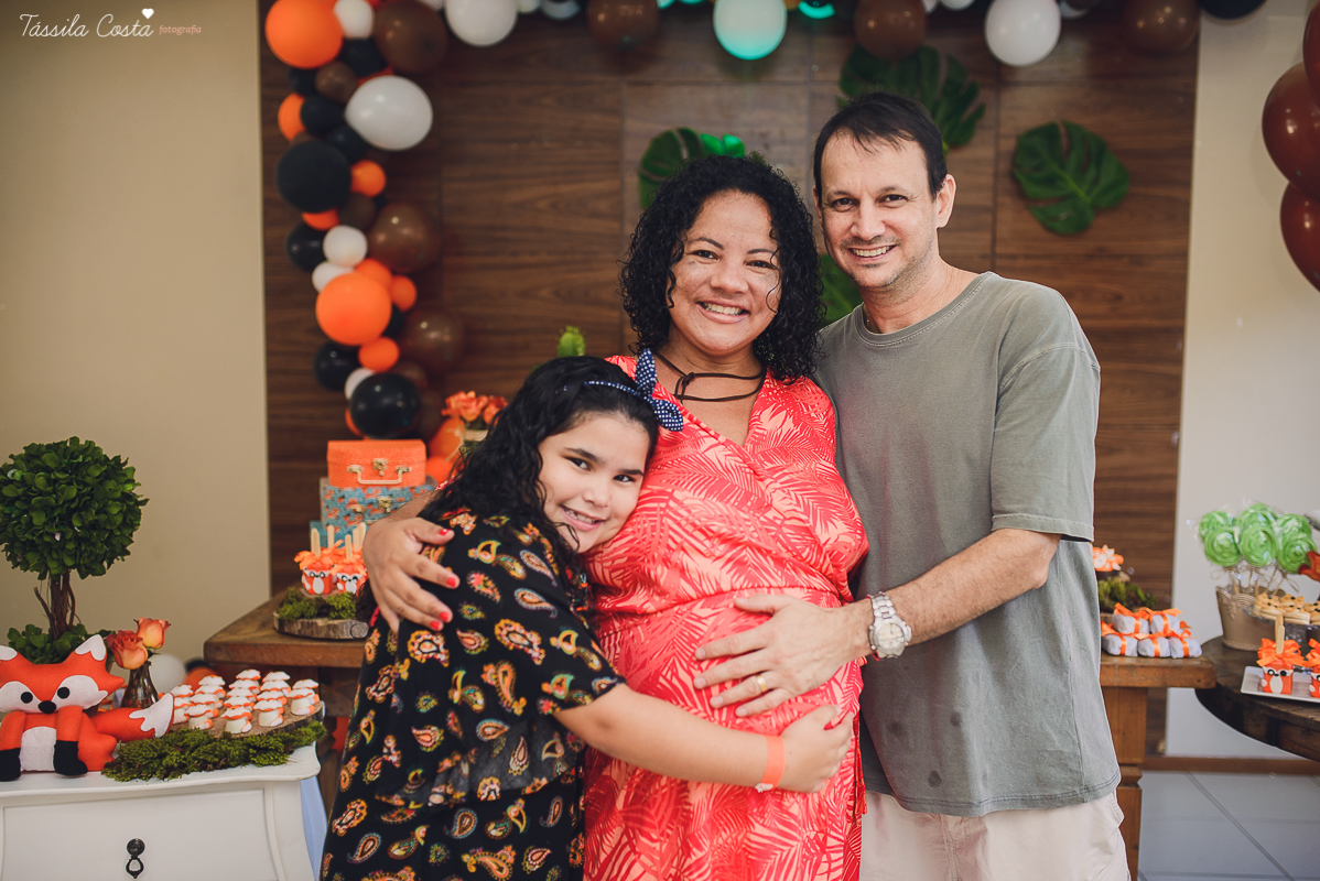 chá de bebê super diferente, festa no tema raposa, festa intimista e linda, chá de bebê de menino, decoração de chá de bebê super diferente