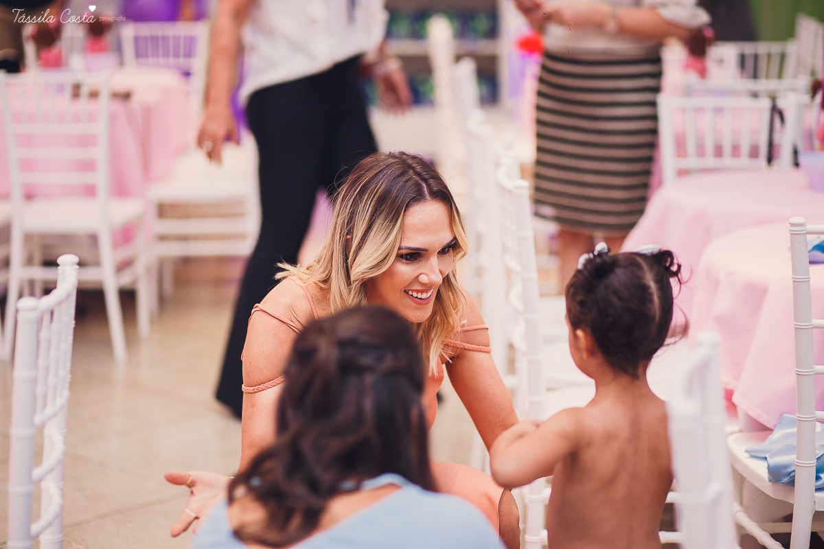 festa de menina, tema super diferente, em Vitória ES, mamãe super festeira, 02 anos, Catarina, aniversário no cerimonial Tironi Bambini, Tássila Costa Fotografia
