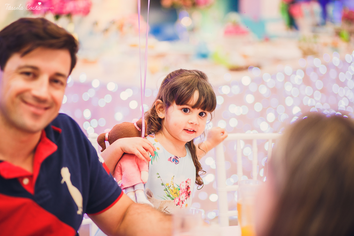 festa de menina, tema super diferente, em Vitória ES, mamãe super festeira, 02 anos, Catarina, aniversário no cerimonial Tironi Bambini, Tássila Costa Fotografia
