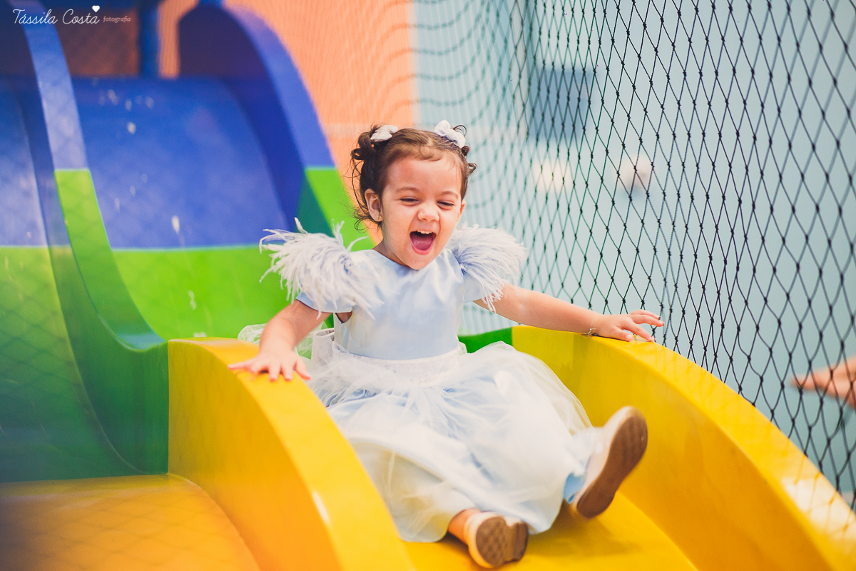 festa de menina, tema super diferente, em Vitória ES, mamãe super festeira, 02 anos, Catarina, aniversário no cerimonial Tironi Bambini, Tássila Costa Fotografia