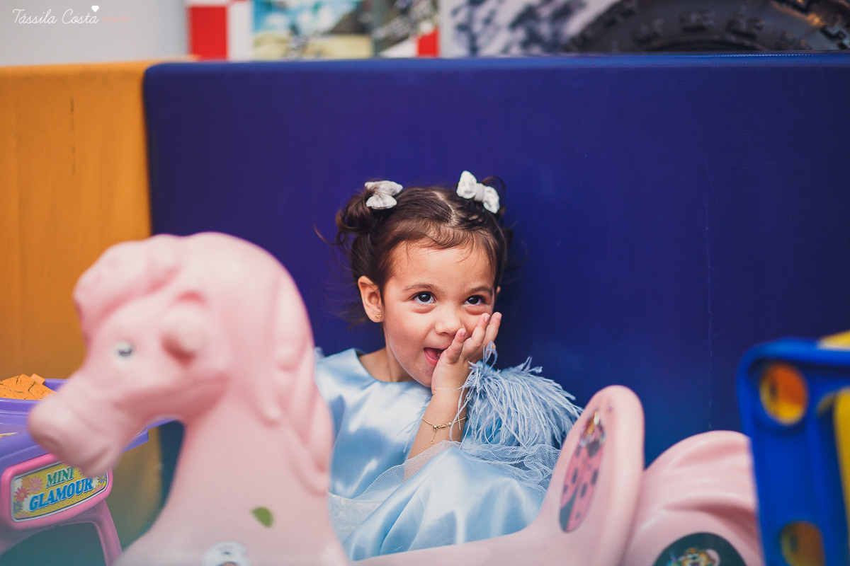 festa de menina, tema super diferente, em Vitória ES, mamãe super festeira, 02 anos, Catarina, aniversário no cerimonial Tironi Bambini, Tássila Costa Fotografia