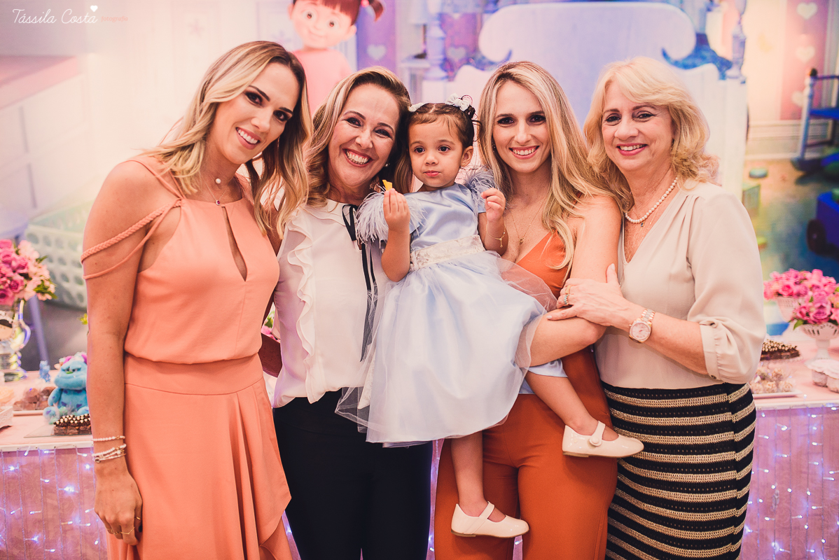 festa de menina, tema super diferente, em Vitória ES, mamãe super festeira, 02 anos, Catarina, aniversário no cerimonial Tironi Bambini, Tássila Costa Fotografia