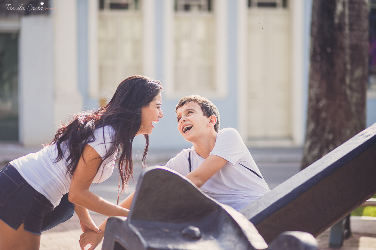 dia das m&atilde;es, ensaio fotogr&aacute;fico de dia das m&atilde;es, vila velha es, fotos com o filho em vila velha, t&aacute;ssila costa fotografia, ensaio fotogr&aacute;fico na Prainha ES