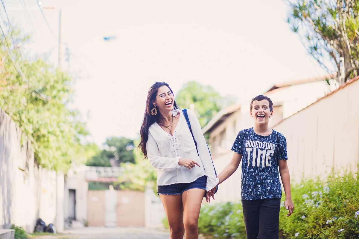 dia das m&atilde;es, ensaio fotogr&aacute;fico de dia das m&atilde;es, vila velha es, fotos com o filho em vila velha, t&aacute;ssila costa fotografia, ensaio fotogr&aacute;fico na Prainha ES