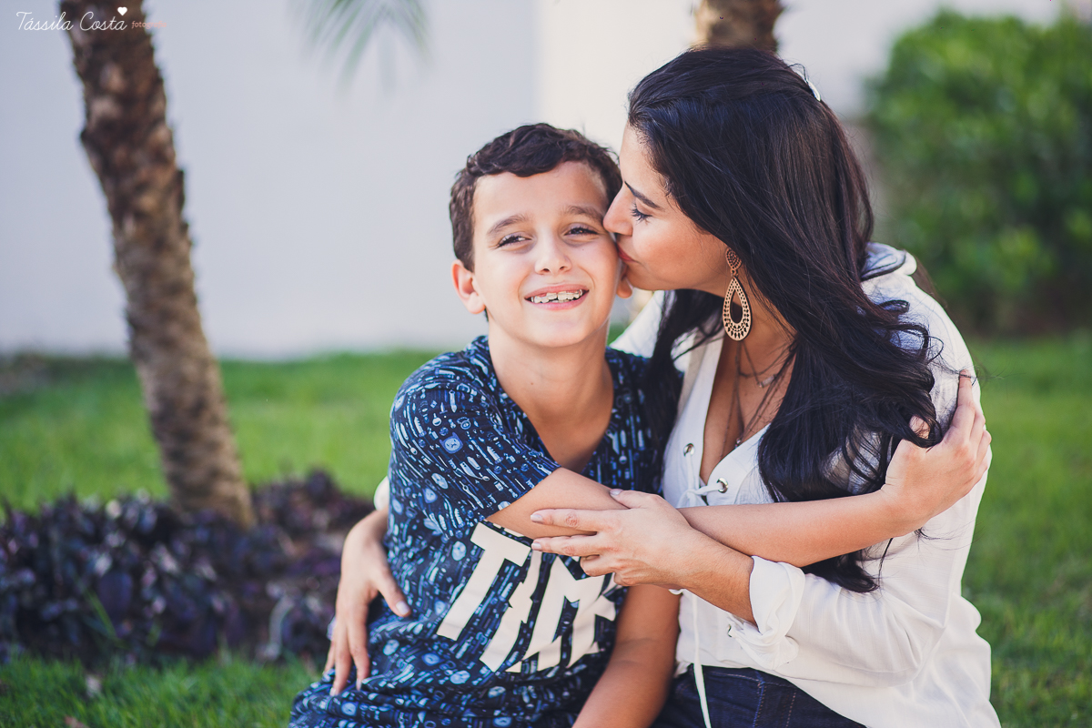 dia das m&atilde;es, ensaio fotogr&aacute;fico de dia das m&atilde;es, vila velha es, fotos com o filho em vila velha, t&aacute;ssila costa fotografia, ensaio fotogr&aacute;fico na Prainha ES