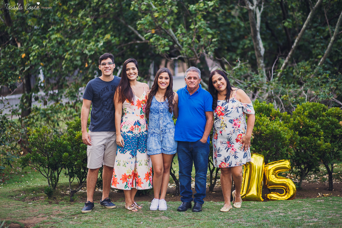 ensaio de 15 anos, debutante, em Vit&oacute;ria ES, Luara Barcellos, escola S&atilde;o Camilo de Lellis, Cobil&acirc;ndia, fotos de anivers&aacute;rio de 15 anos em Vila Velha, cerimonial Allegro