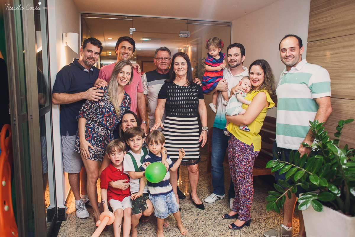 http://www.tassilacosta.com.br/portfolio/festasinfantis/122848-festanopredio-joaovitor5anos-temadinossauros-festademenino
