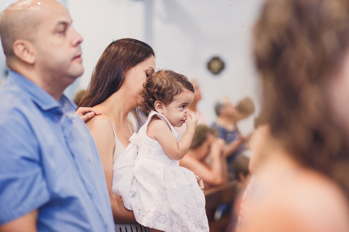 batizado na igreja cat&oacute;lica Bom Pastor, na Praia da Costa, pr&oacute;ximo ao Hortfruti, rua Romero Lofego Botelho, tassila costa fotografia, fotografia de batizado na Praia da Costa
