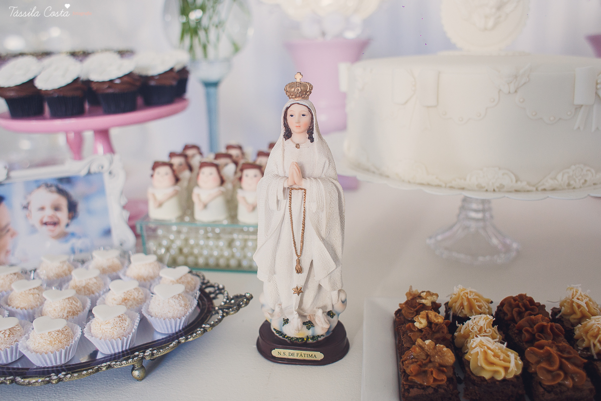 batizado na igreja cat&oacute;lica Bom Pastor, na Praia da Costa, pr&oacute;ximo ao Hortfruti, rua Romero Lofego Botelho, tassila costa fotografia, fotografia de batizado na Praia da Costa