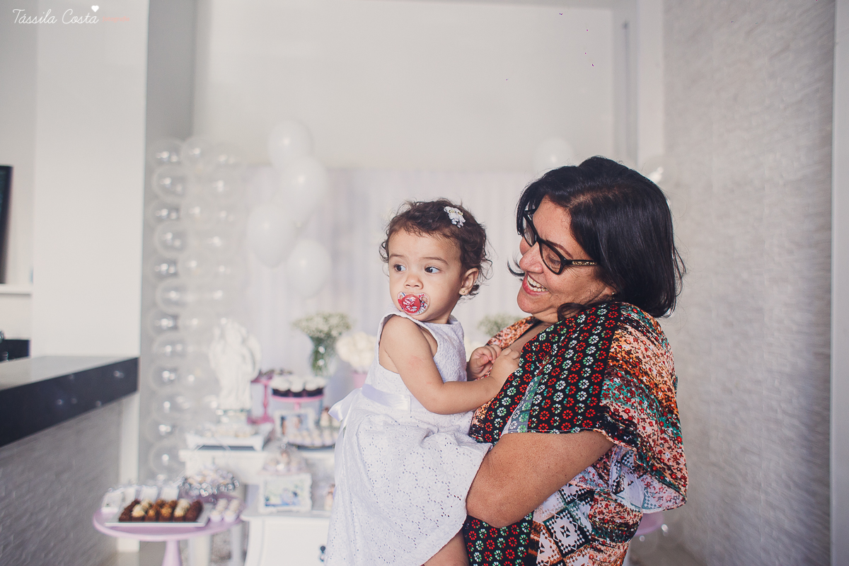 batizado na igreja cat&oacute;lica Bom Pastor, na Praia da Costa, pr&oacute;ximo ao Hortfruti, rua Romero Lofego Botelho, tassila costa fotografia, fotografia de batizado na Praia da Costa