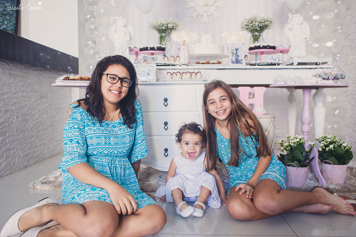 batizado na igreja cat&oacute;lica Bom Pastor, na Praia da Costa, pr&oacute;ximo ao Hortfruti, rua Romero Lofego Botelho, tassila costa fotografia, fotografia de batizado na Praia da Costa