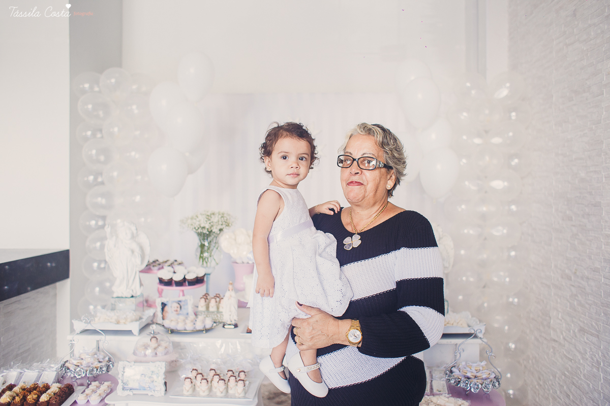batizado na igreja cat&oacute;lica Bom Pastor, na Praia da Costa, pr&oacute;ximo ao Hortfruti, rua Romero Lofego Botelho, tassila costa fotografia, fotografia de batizado na Praia da Costa