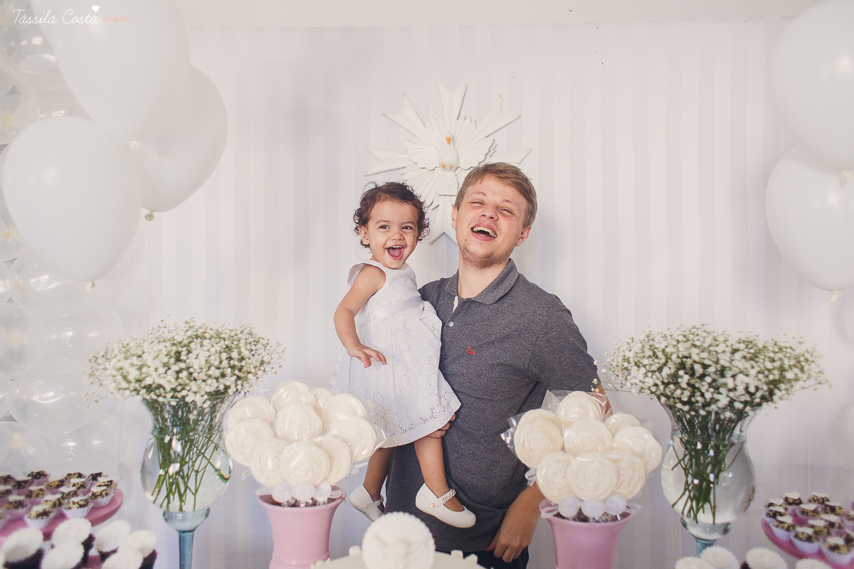 batizado na igreja cat&oacute;lica Bom Pastor, na Praia da Costa, pr&oacute;ximo ao Hortfruti, rua Romero Lofego Botelho, tassila costa fotografia, fotografia de batizado na Praia da Costa