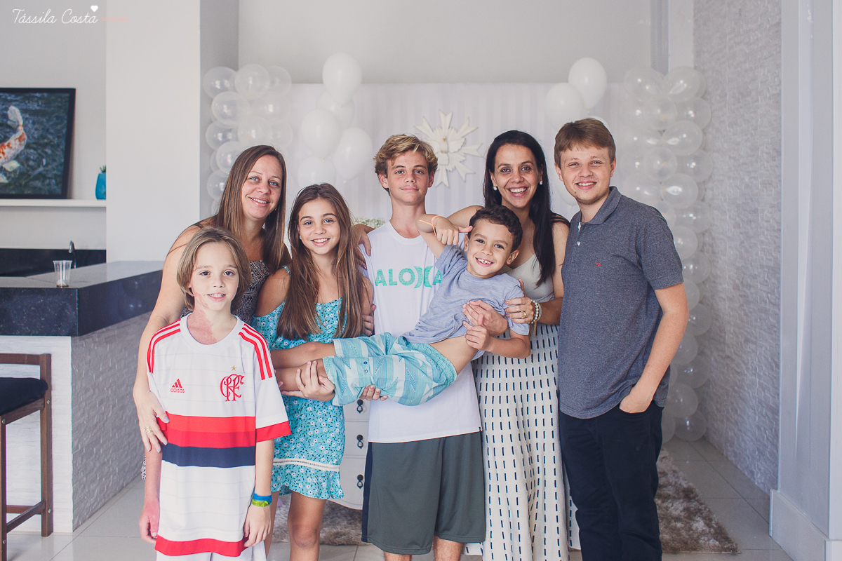 batizado na igreja cat&oacute;lica Bom Pastor, na Praia da Costa, pr&oacute;ximo ao Hortfruti, rua Romero Lofego Botelho, tassila costa fotografia, fotografia de batizado na Praia da Costa