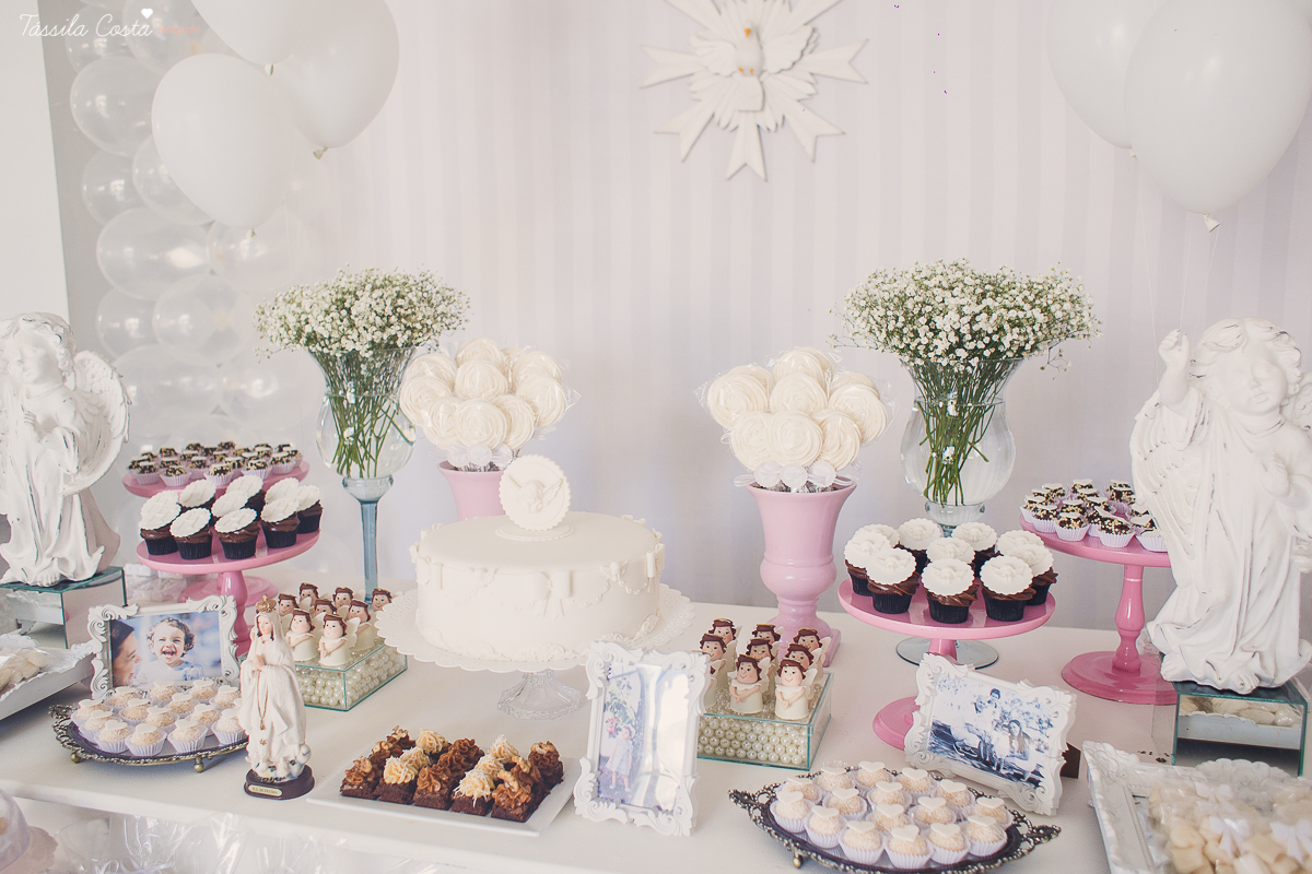 batizado na igreja cat&oacute;lica Bom Pastor, na Praia da Costa, pr&oacute;ximo ao Hortfruti, rua Romero Lofego Botelho, tassila costa fotografia, fotografia de batizado na Praia da Costa
