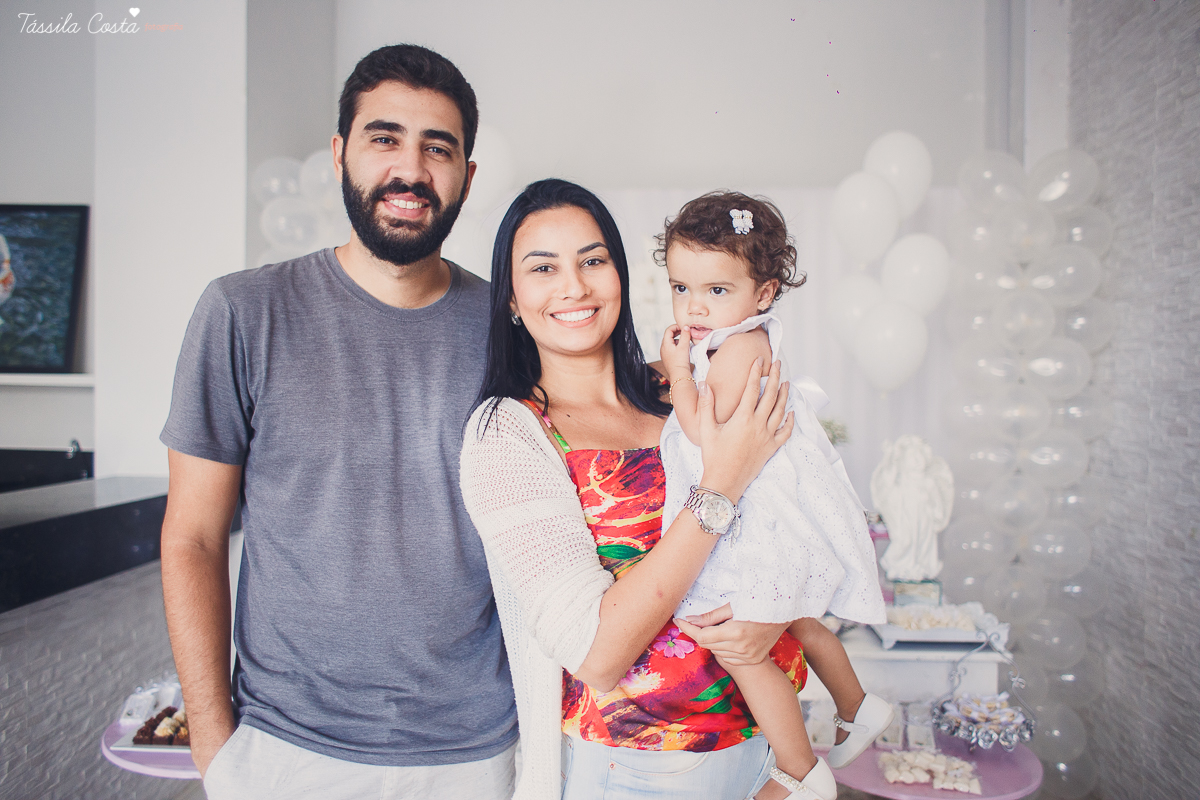 batizado na igreja cat&oacute;lica Bom Pastor, na Praia da Costa, pr&oacute;ximo ao Hortfruti, rua Romero Lofego Botelho, tassila costa fotografia, fotografia de batizado na Praia da Costa