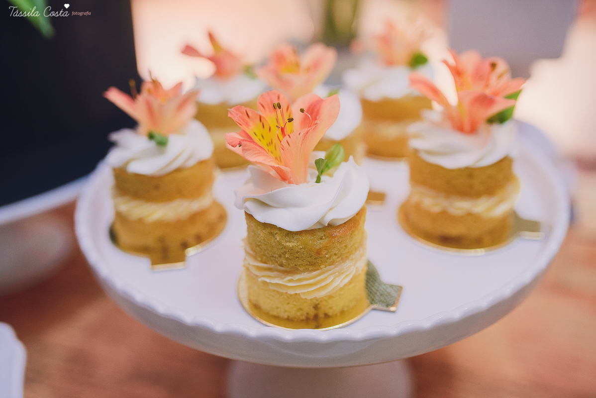 festa linda de menina no tema Moana, filme da Disney, by Camila Sarmento, festa chique feita na garagem de casa, m&atilde;e de menina, festa de menina 6 anos, doces by Julia Adami Cakes, t&aacute;ssila costa