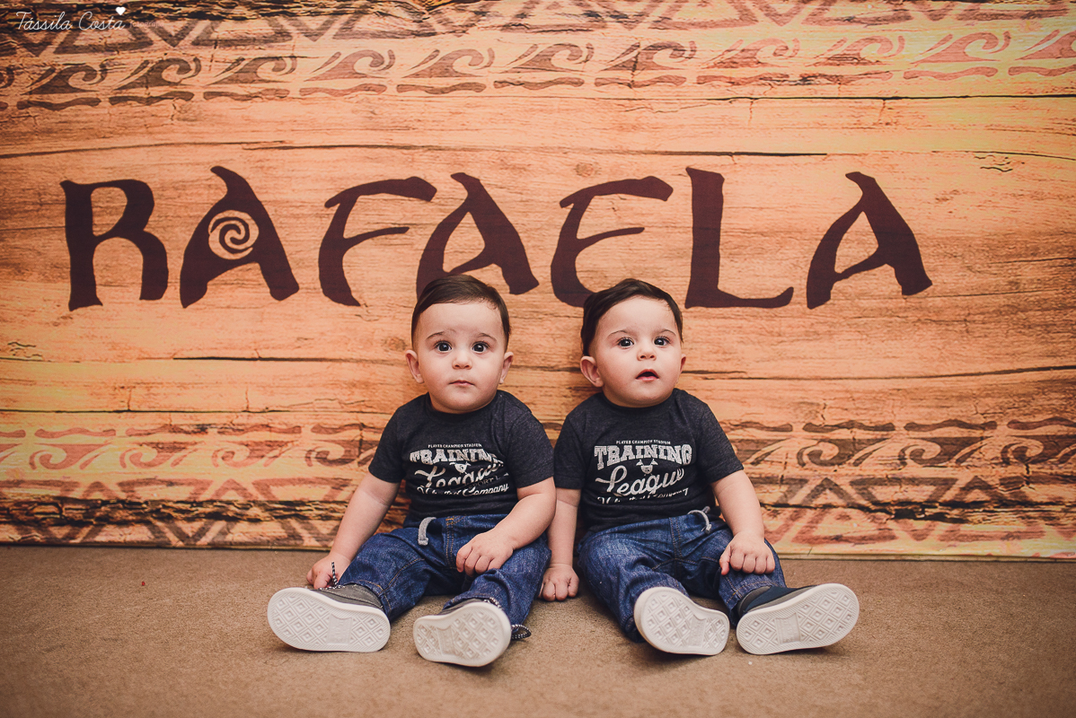 festa linda de menina no tema Moana, filme da Disney, by Camila Sarmento, festa chique feita na garagem de casa, m&atilde;e de menina, festa de menina 6 anos, doces by Julia Adami Cakes, t&aacute;ssila costa