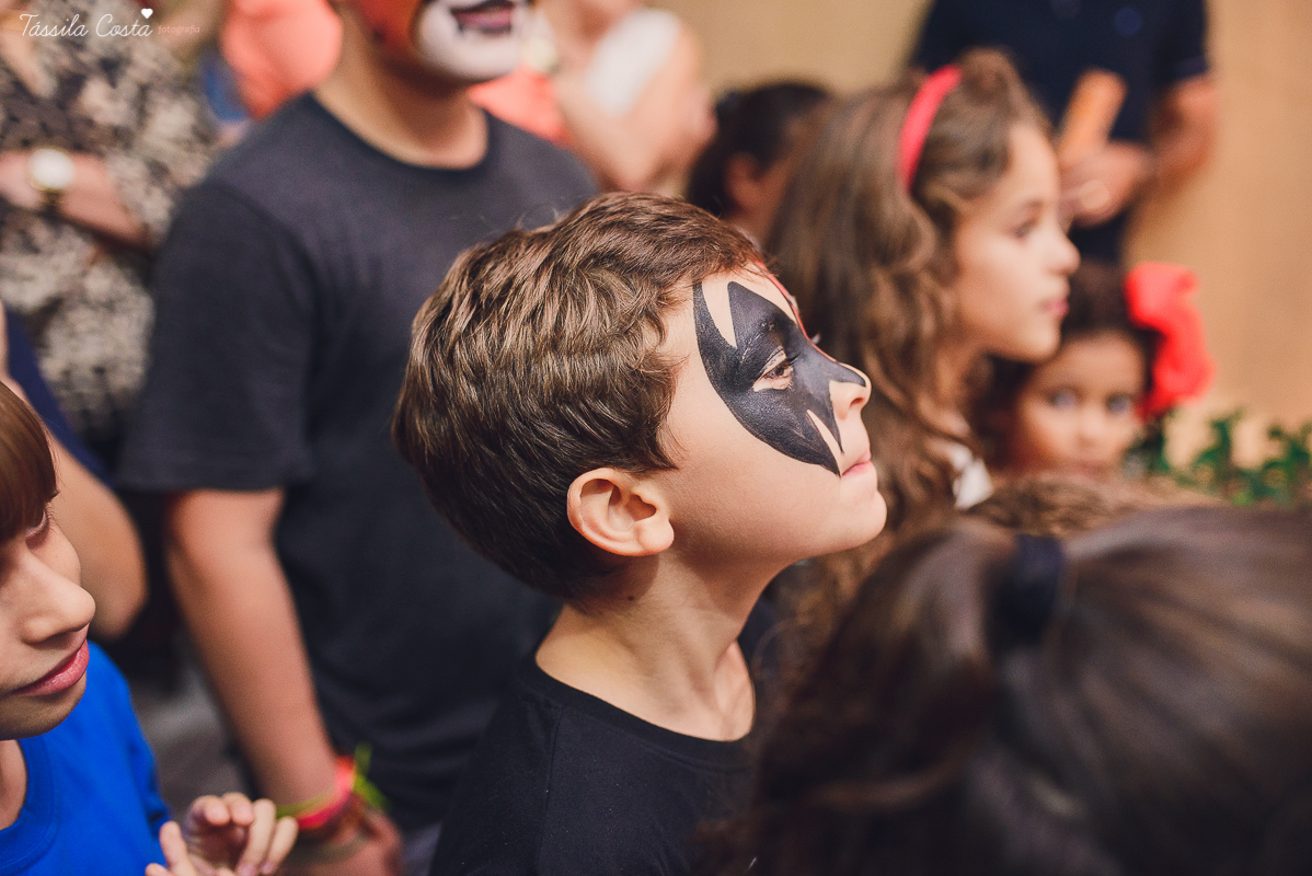 festa linda de menina no tema Moana, filme da Disney, by Camila Sarmento, festa chique feita na garagem de casa, m&atilde;e de menina, festa de menina 6 anos, doces by Julia Adami Cakes, t&aacute;ssila costa