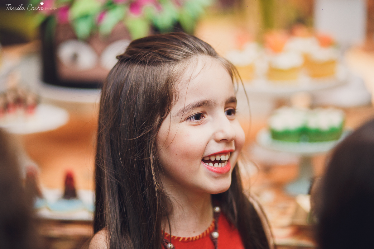 festa linda de menina no tema Moana, filme da Disney, by Camila Sarmento, festa chique feita na garagem de casa, m&atilde;e de menina, festa de menina 6 anos, doces by Julia Adami Cakes, t&aacute;ssila costa