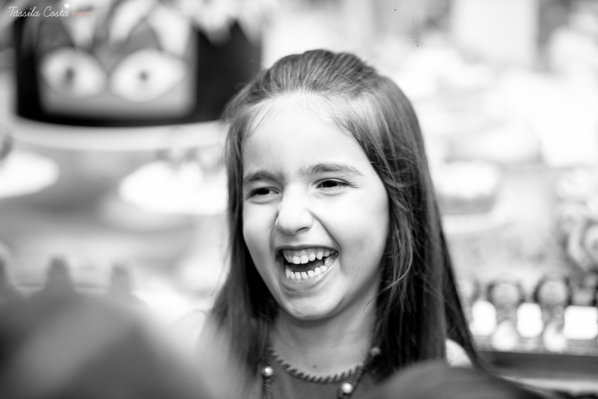 festa linda de menina no tema Moana, filme da Disney, by Camila Sarmento, festa chique feita na garagem de casa, m&atilde;e de menina, festa de menina 6 anos, doces by Julia Adami Cakes, t&aacute;ssila costa